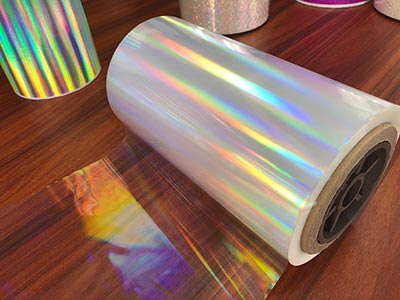 Thermal holographic lamination film